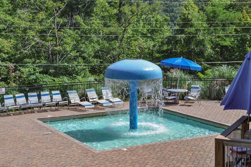 Moonshine Manor-Pets Ok-W/D-Pool Table-Arcade-Hot Tub Villa Gatlinburg Exteriör bild