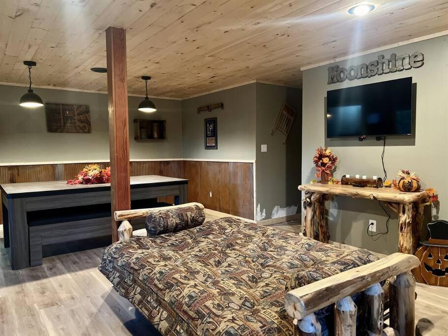 Moonshine Manor-Pets Ok-W/D-Pool Table-Arcade-Hot Tub Villa Gatlinburg Exteriör bild